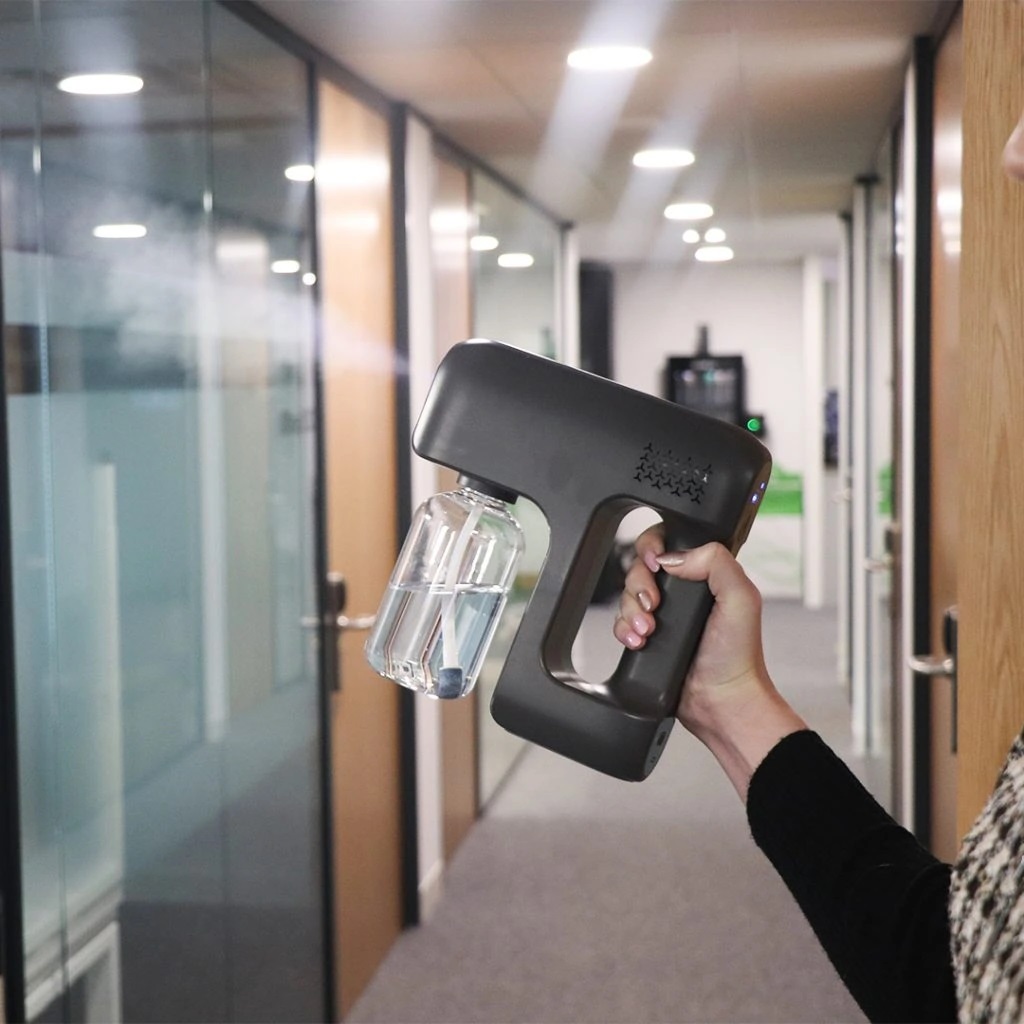 Keeping Workplace Surfaces Clean and COVID-secure: How to Use Fogging Sprays and Touchless Sanitisers